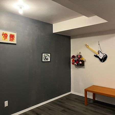 Hidden Valley New Basement Suite With Private Bathroom! YYC Eksteriør billede