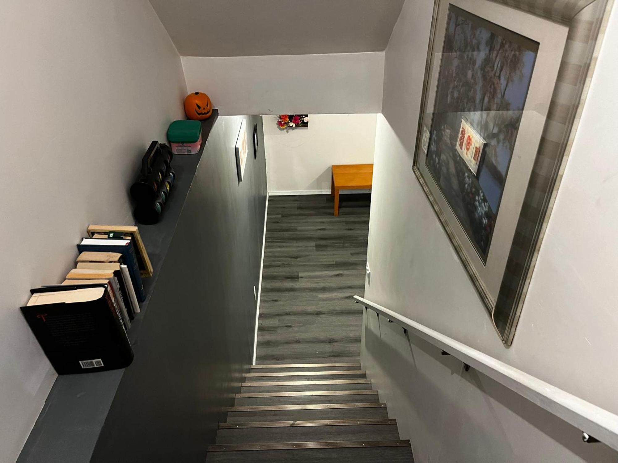 Hidden Valley New Basement Suite With Private Bathroom! YYC Eksteriør billede